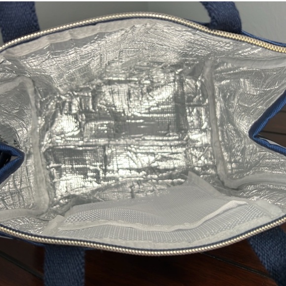 NWT Kate Spade Insulated Polka Dot Lunch Bag - Picture 3 of 6